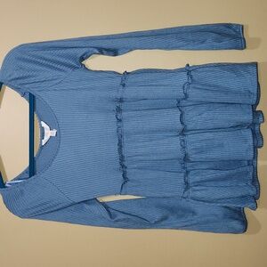 * CLEARANCE * Lauren Conrad Long Sleeve Tiered Tunic Top